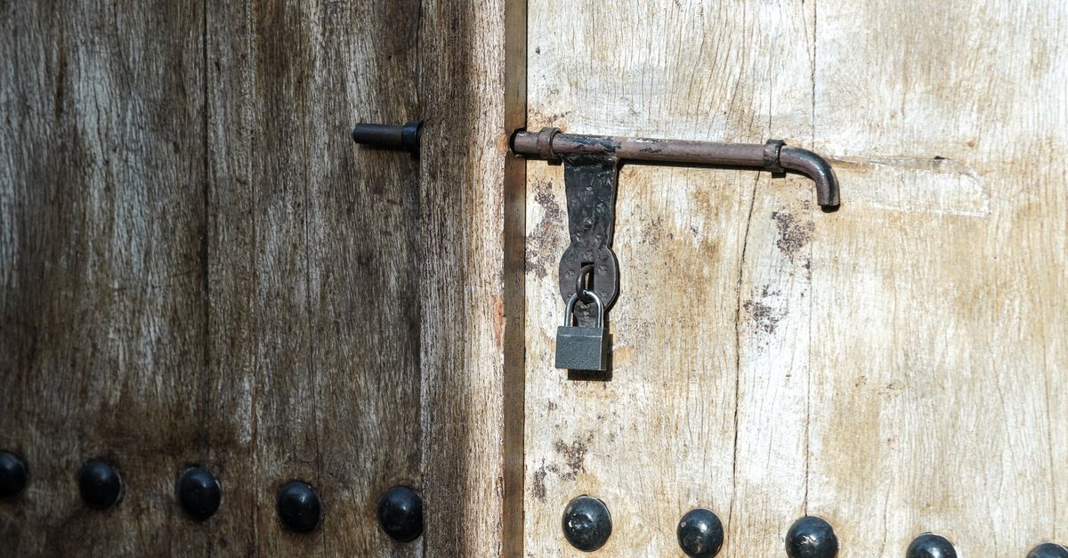 lock cylinder close up — Georgetown Locksmiths